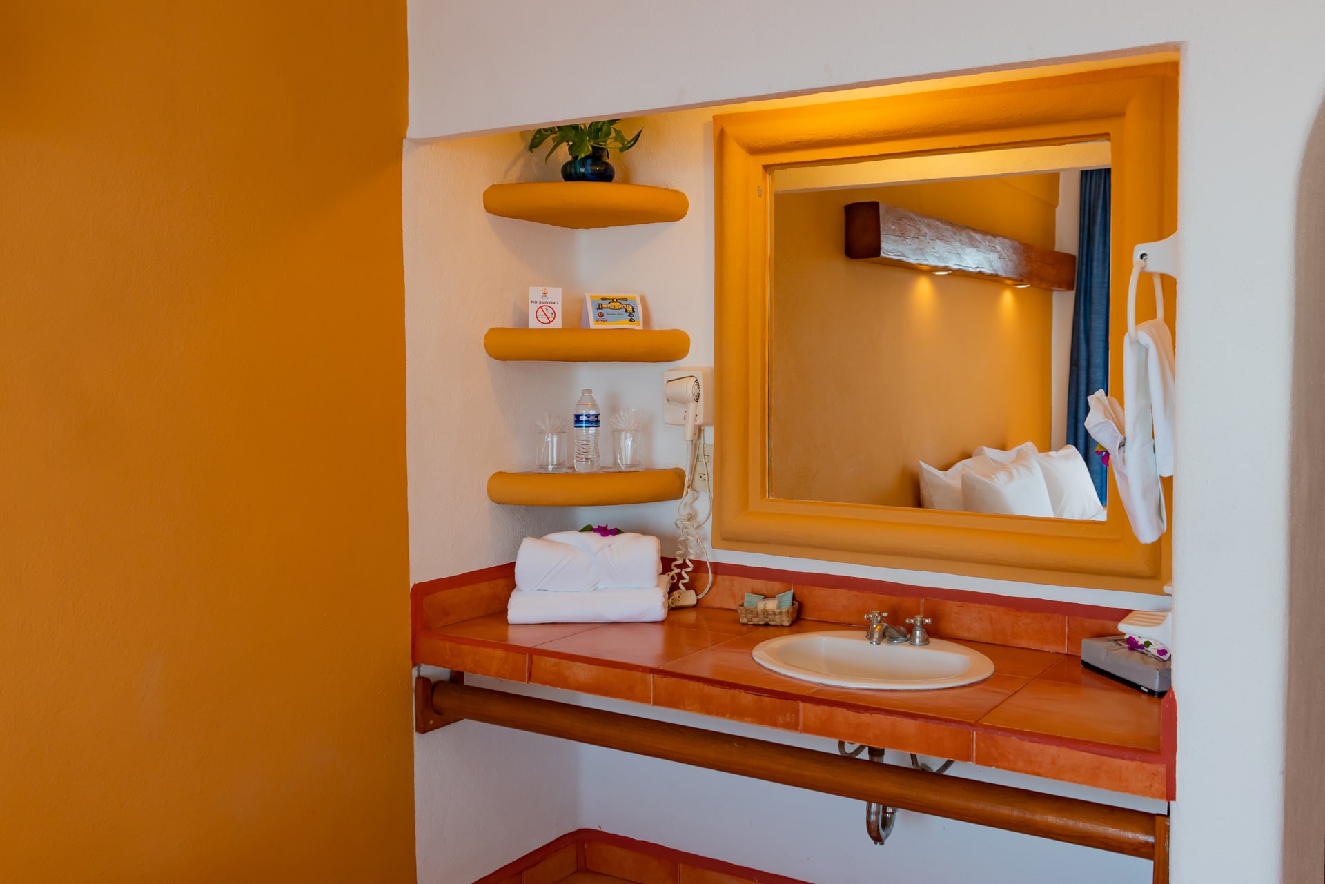 camas matrimoniales Hotel Irma