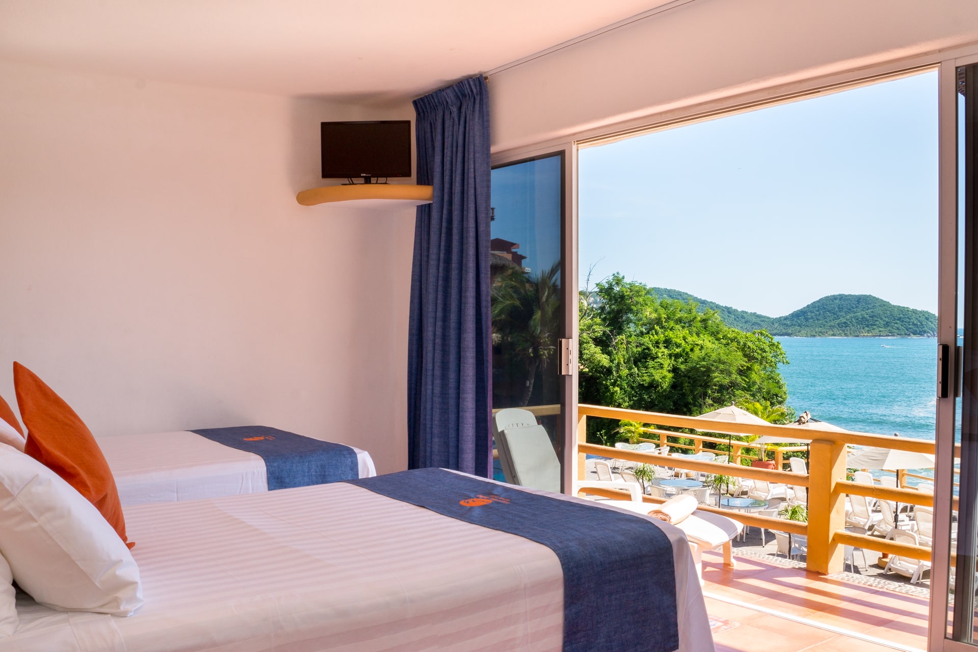 camas matrimoniales jardin Hotel Irma